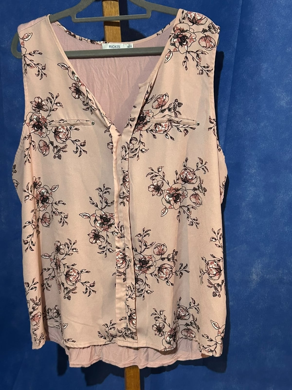 Ricki's Blush Pink Floral Button-Front Sleeveless Top